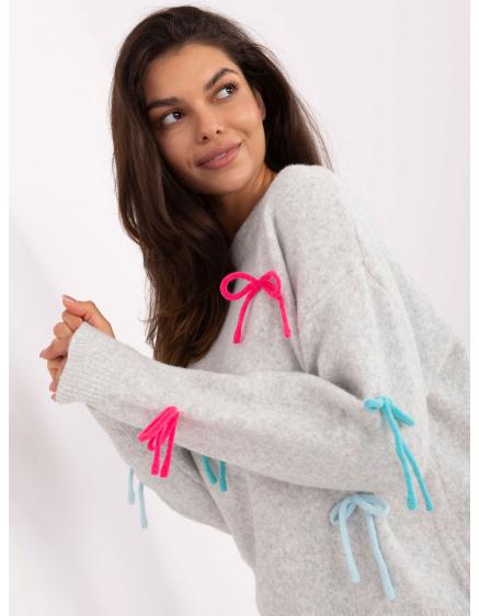 E-shop Pistáciový oversized sveter s 3/4 rukávmi