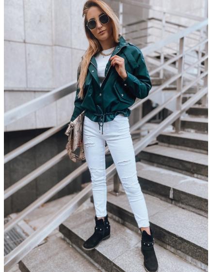Svetlo zelená