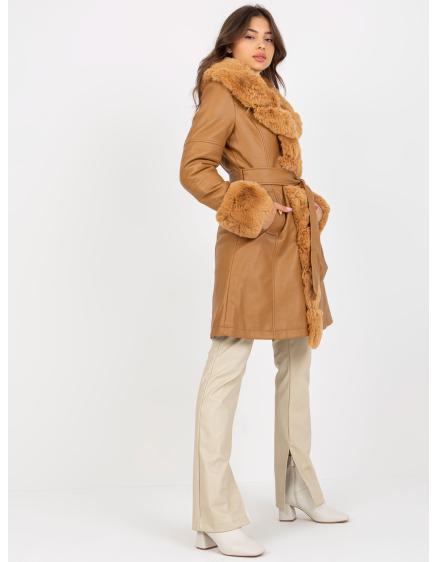 Dámsky kabát z ekokože s kožušinou a opaskom MERA hnedý